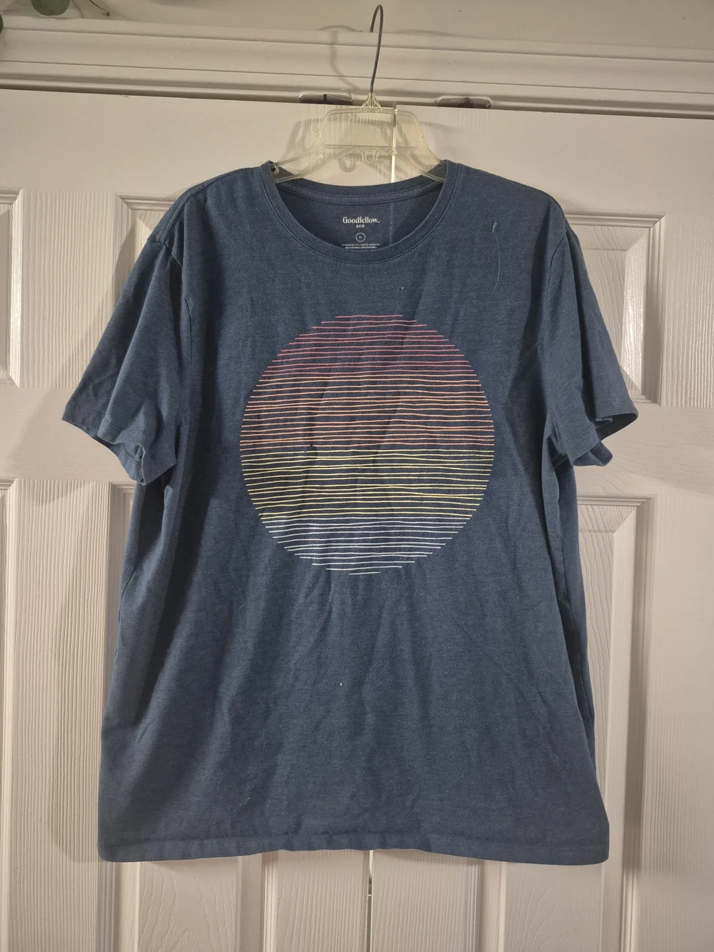 Goodfellow & Co Blue Short Sleeve T-Shirt with Multicolor Striped Circle - Picture 1 of 2